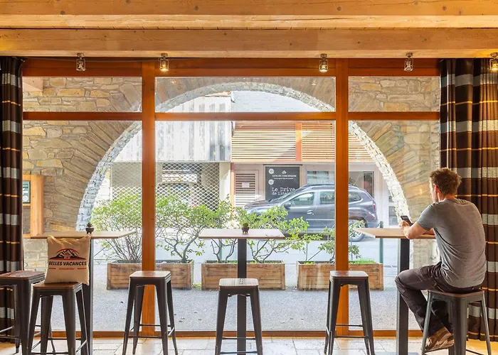 Duplex Au Centre De Avec Piscine - Fr-1-296-392 * Saint-Lary-Soulan