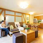 Διαμέρισμα Duplex Au Centre De Avec Piscine - Fr-1-296-392 *